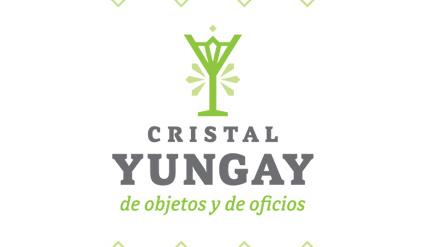 Cristal Yungay, de objetos y de oficios