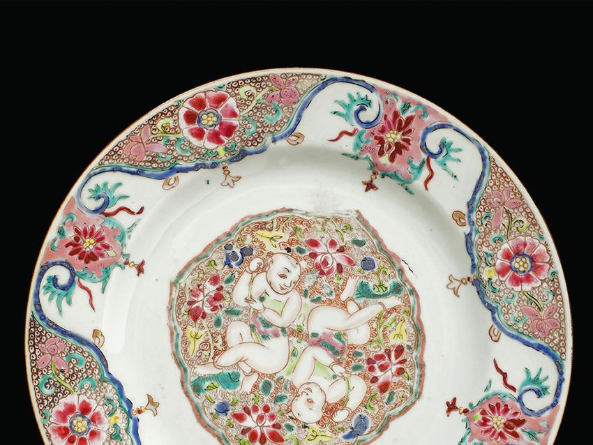 Plato de porcelana procedente de China (anverso)