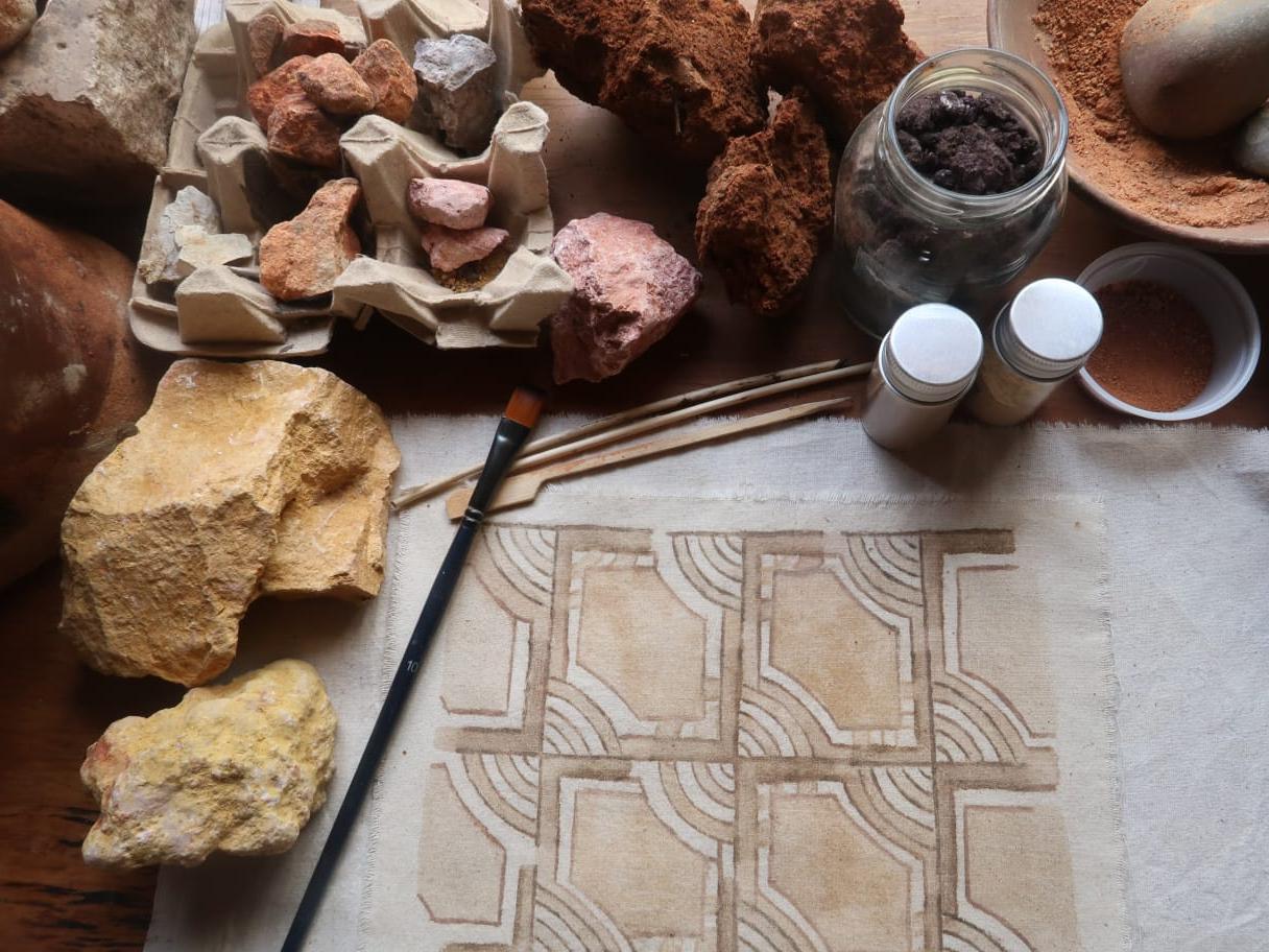 Tintes vegetales y materiales para pintar en tela