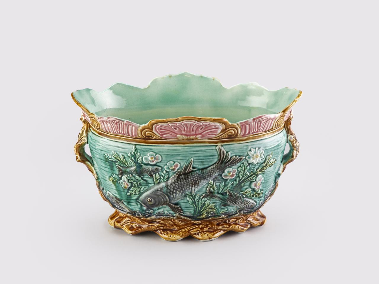 Cachepot o jardinera con peces